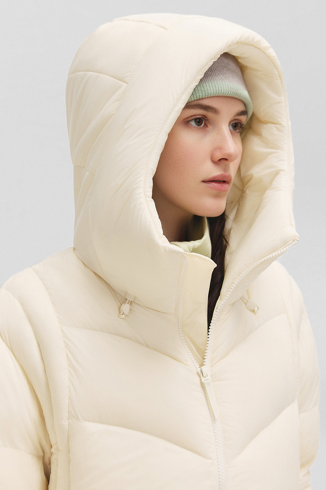 beneunder cloudloft – women’s high-loft down jacket (regular, extreme warmth) #color_beige