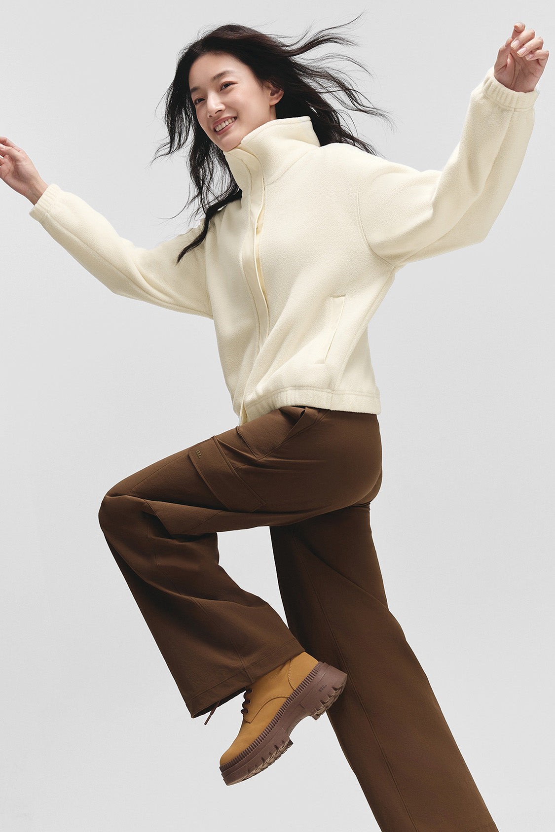 beneunder cozydrift womens light warmth relaxed fit fleece jacket#color_beige