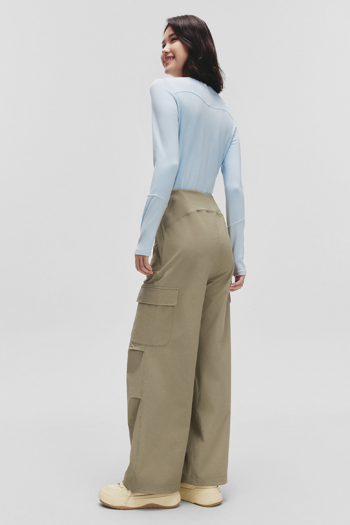 beneunder parashell womens paratrooper style softshell pants #color_coffee