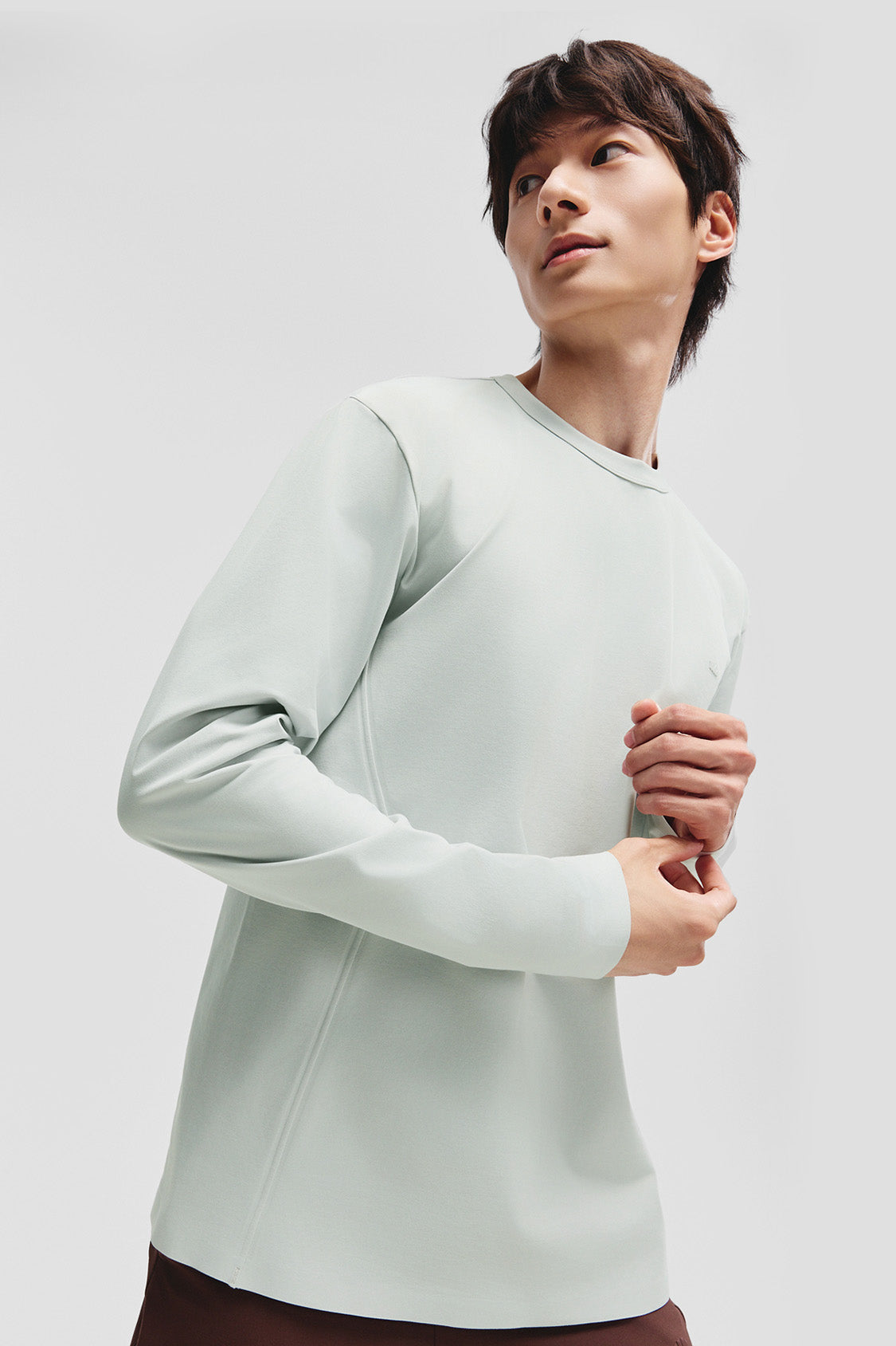 beneunder dryshield mens sweat resistant long sleeve top #color_gray