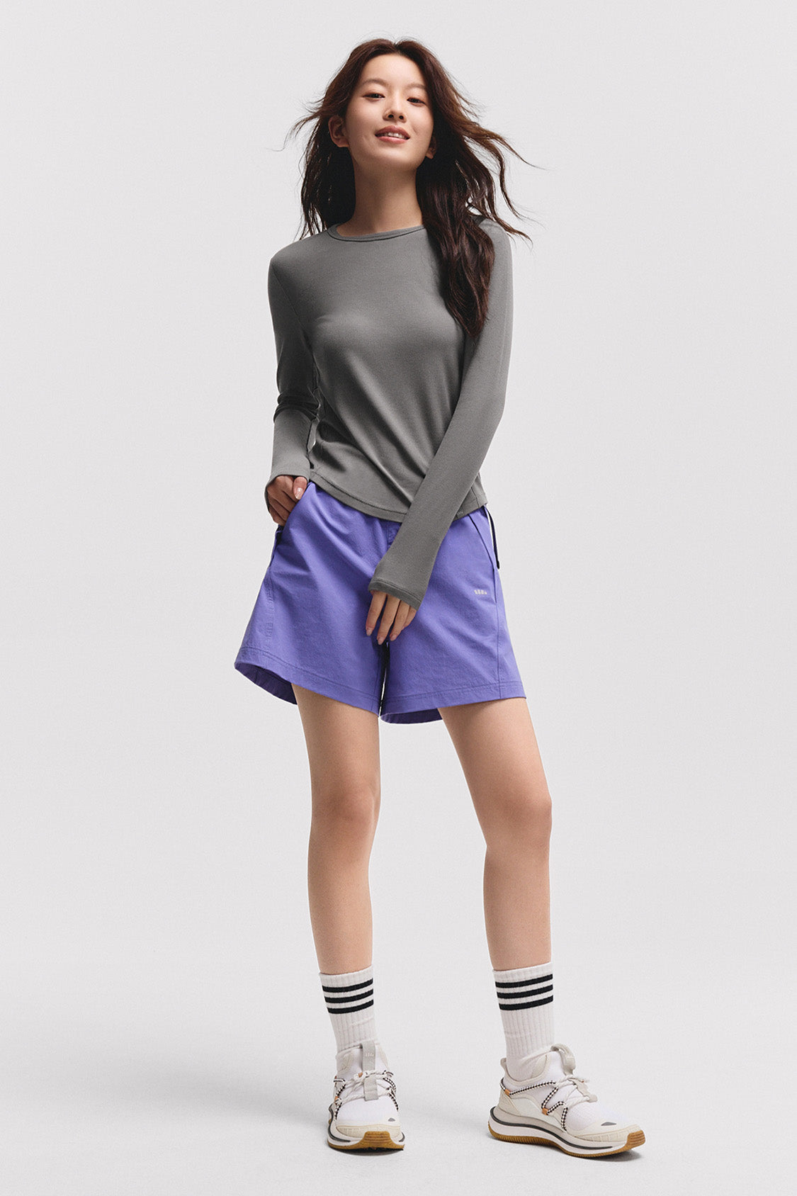 beneunder flexease womens lightweight ribbed base layer top crew neck#color_gray