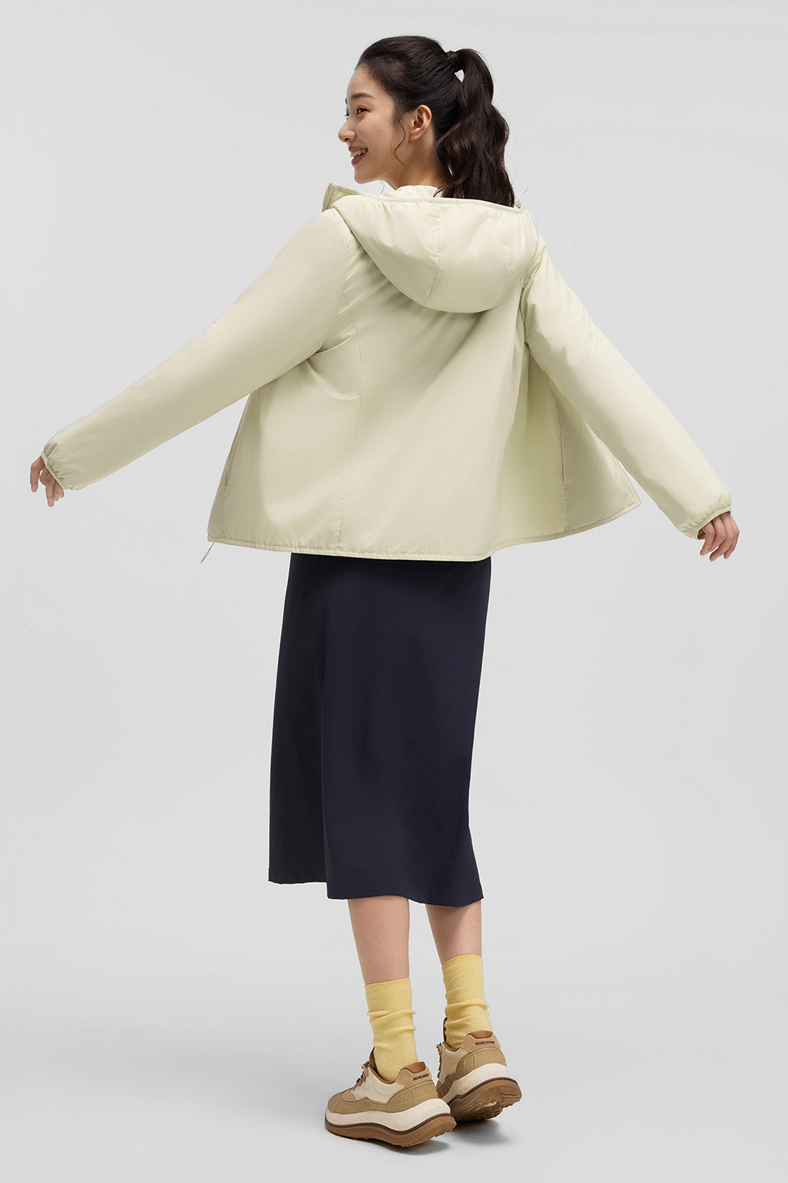 beneunder hoodtrail womens medium warmth hooded fleece jacket #color_light brown