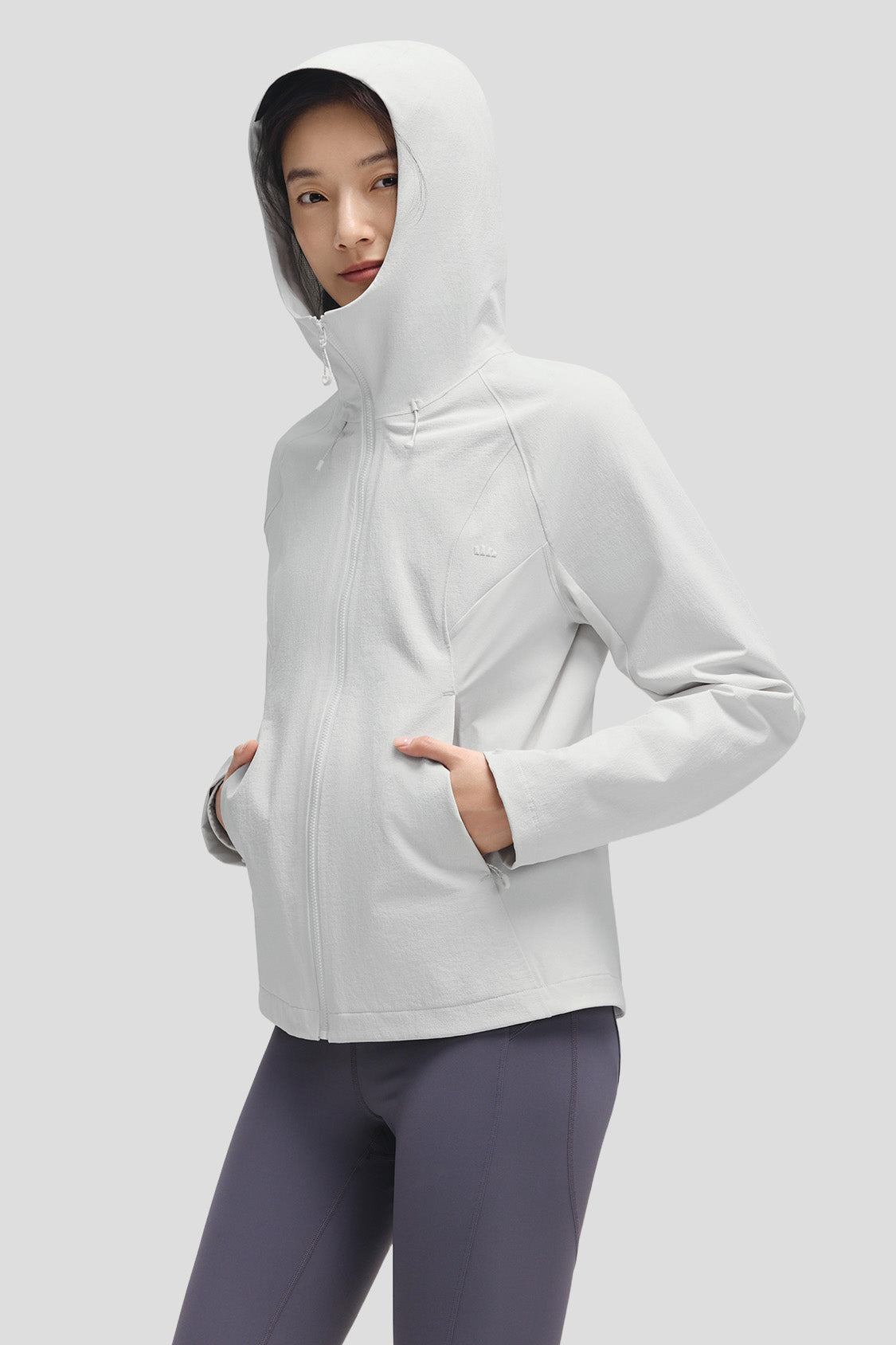 beneunder tritherm womens medium warmth 3 in 1 softshell down jacket #color_light gray