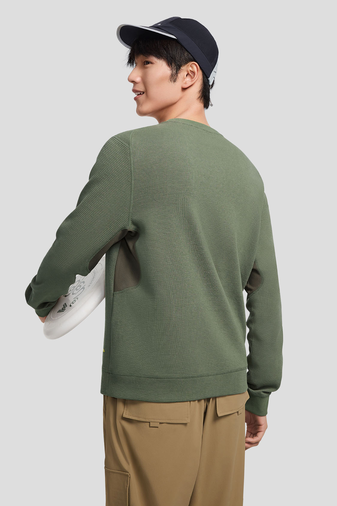 FreshFlex - Men's Long-Sleeve Sweat-Wicking Athletic Shirt