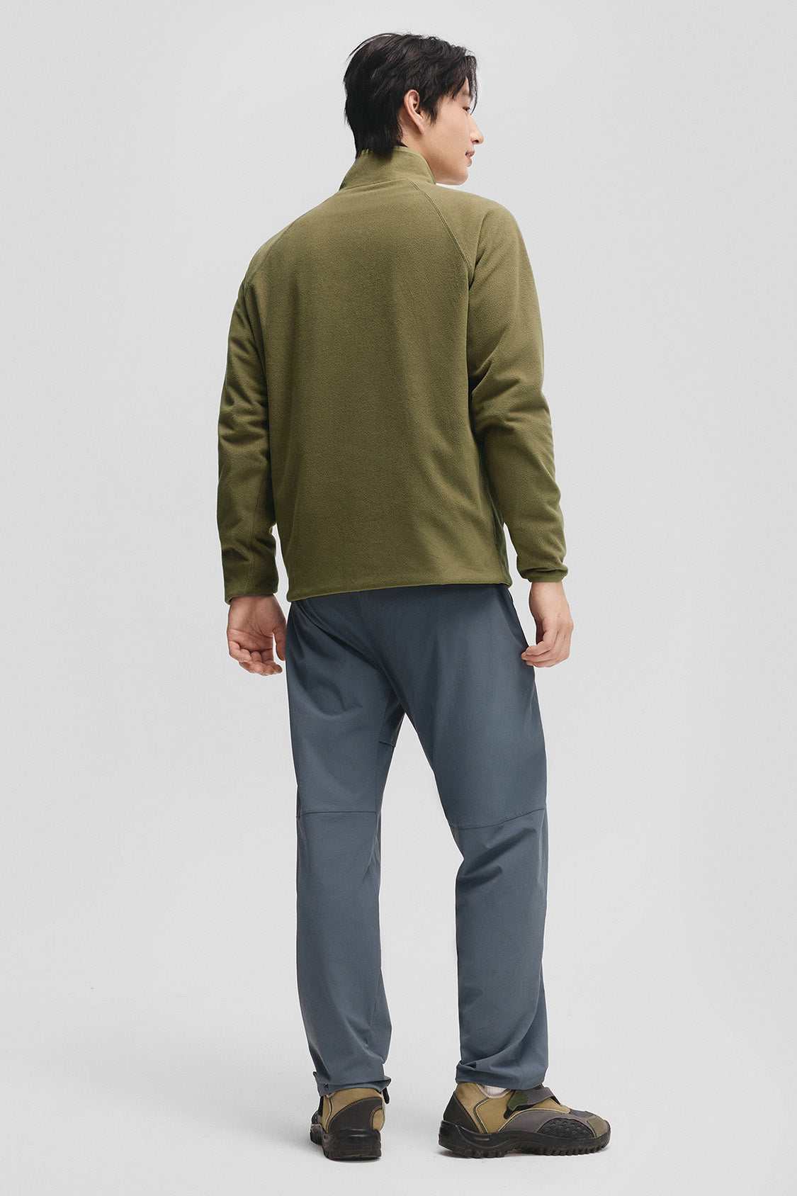 beneunder flipheat mens light warmth reversible fleece jacket #color_olive