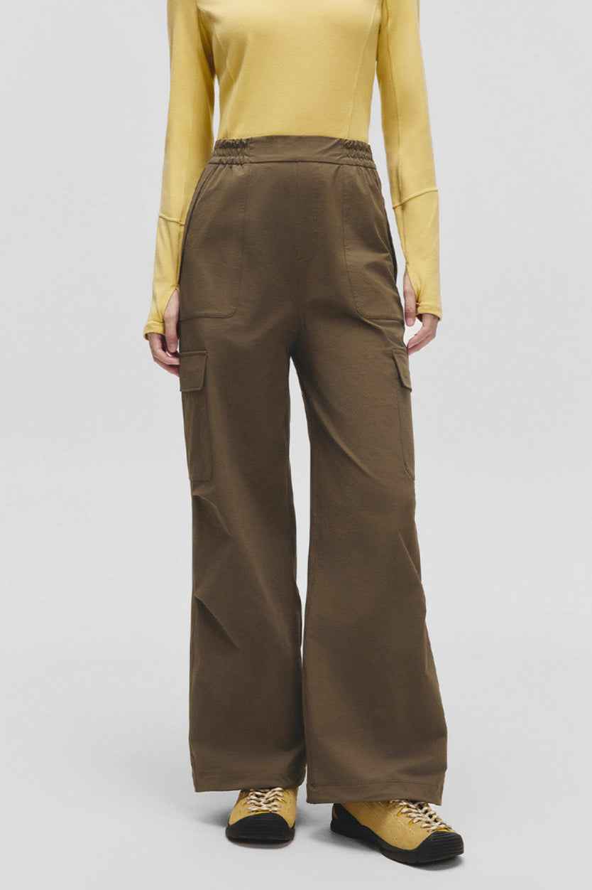 beneunder parashell womens paratrooper style softshell pants #color_truffle brown