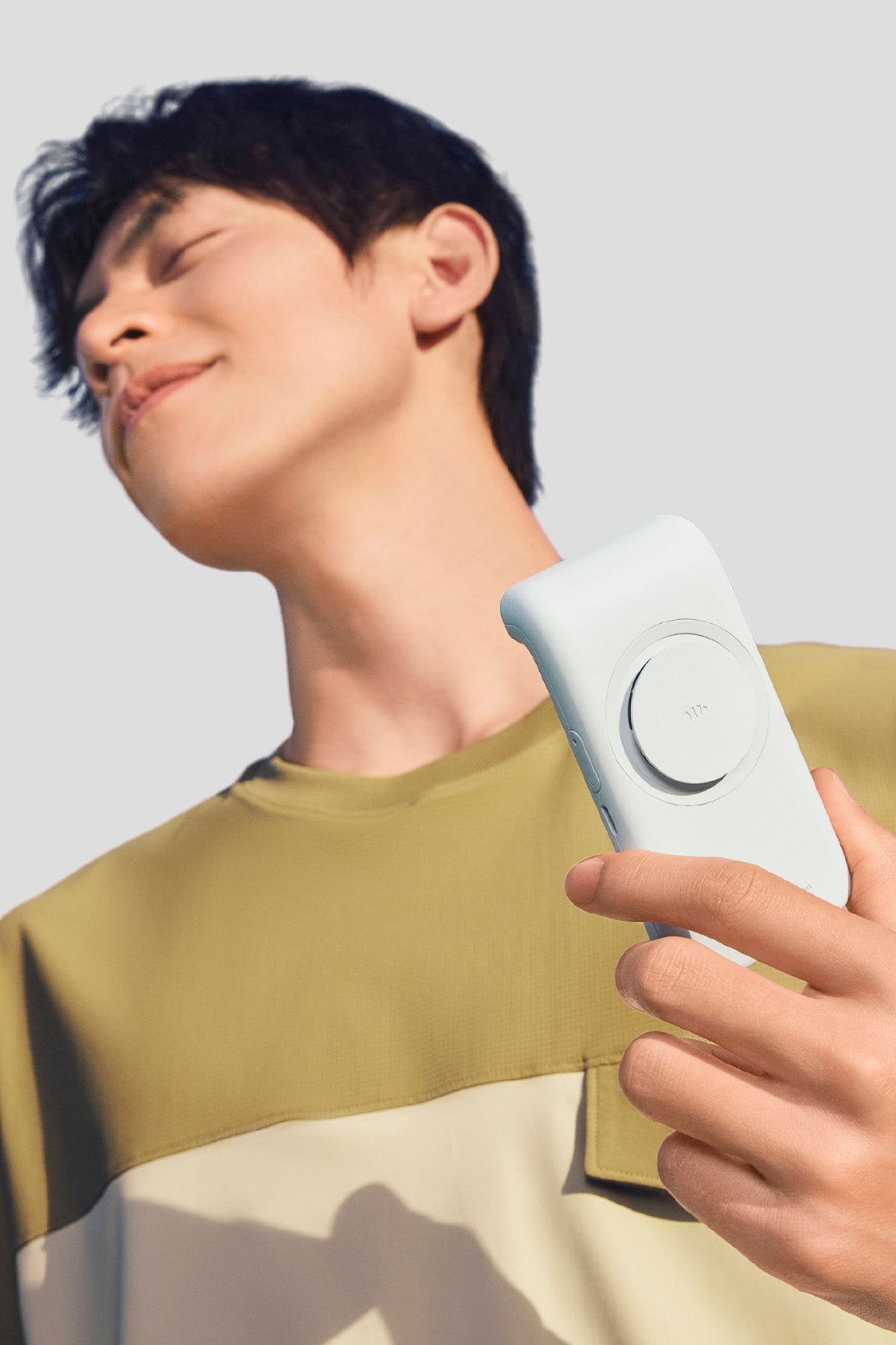 BreezeCard - 磁吸手持卡片風扇