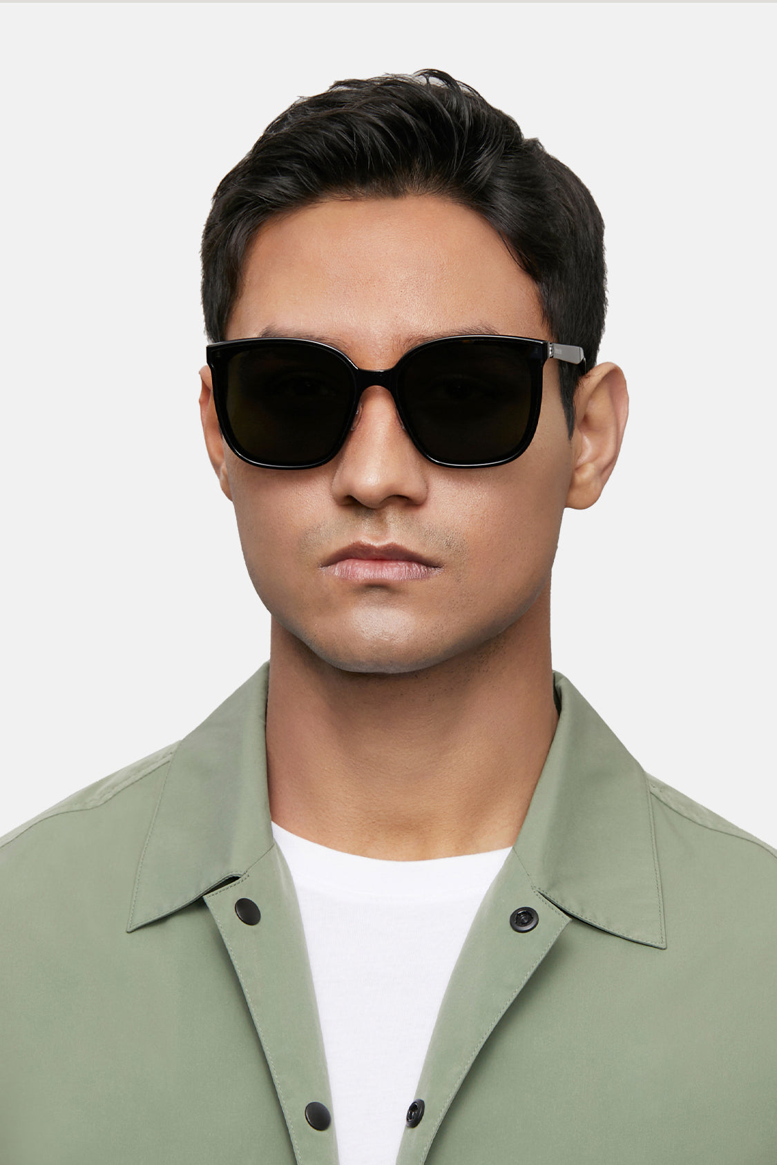 beneunder men's neonspace polarized folding sunglasses shades for women men #color_smoky black