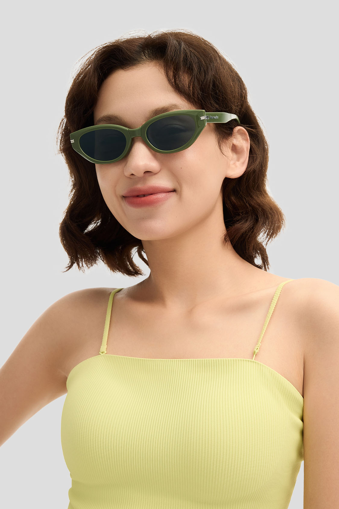 beneunder women's sunglasses #color_green