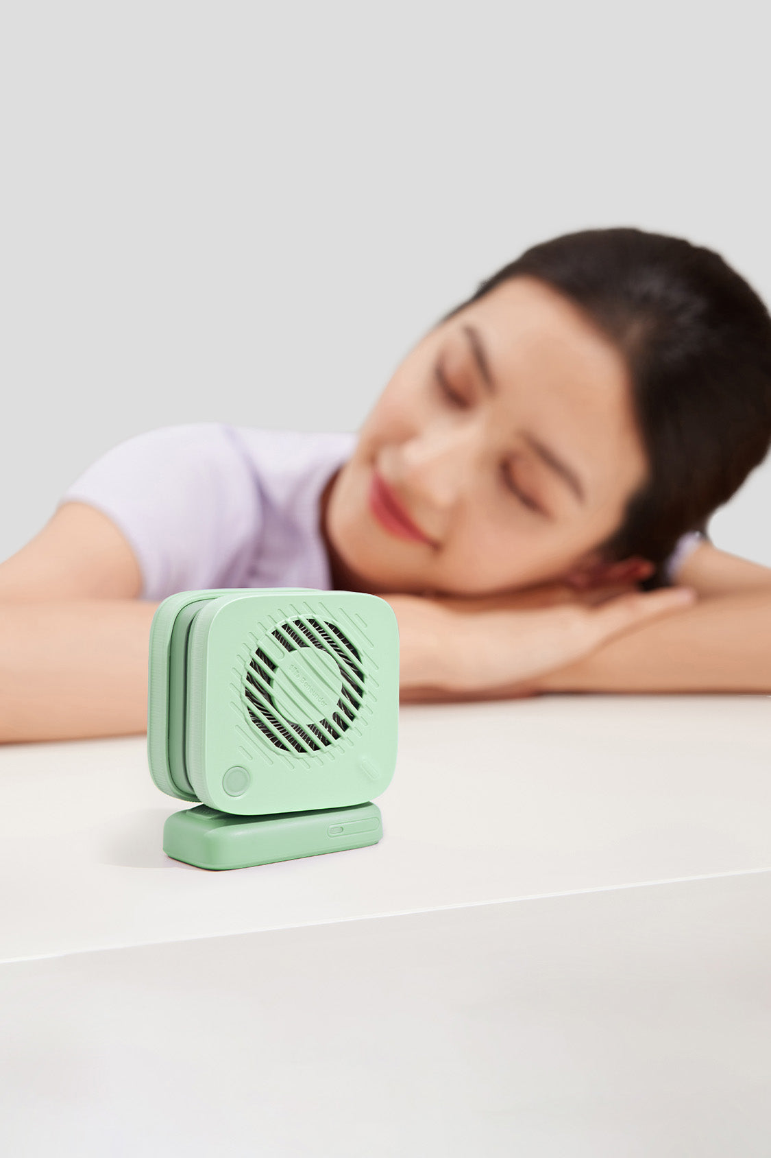 beneunder portable neck fan cooling #color_light pine green