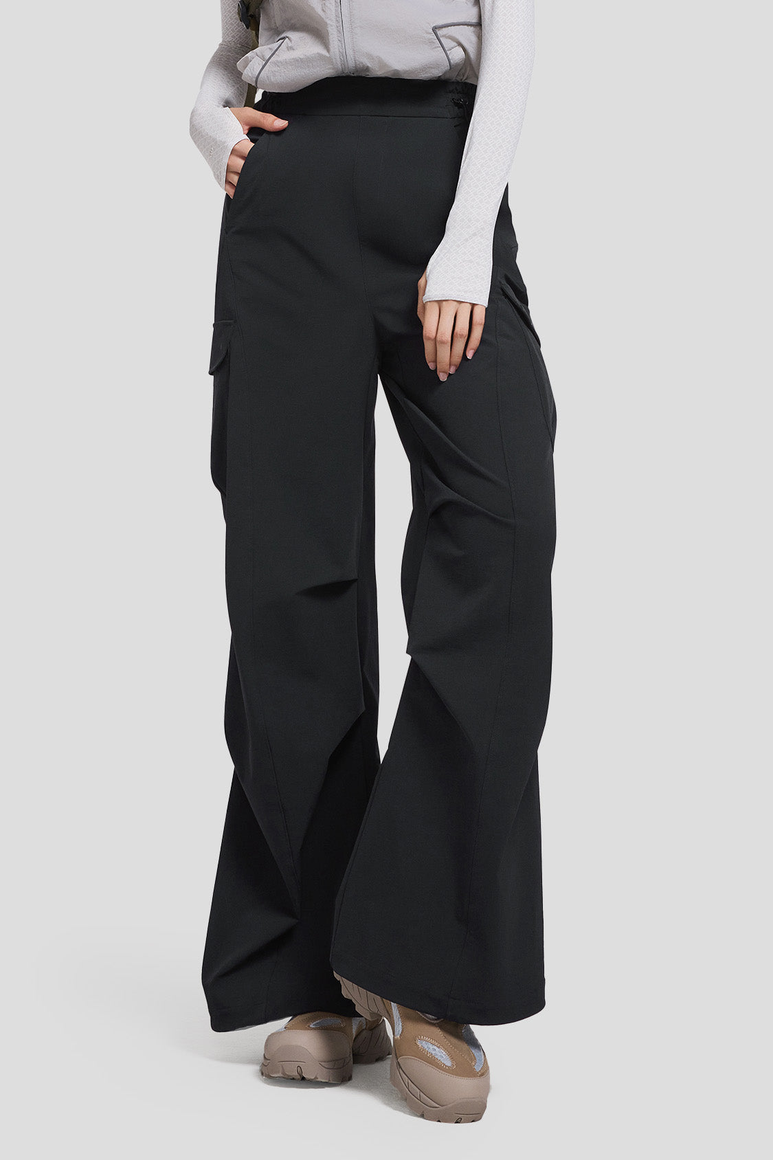 women's cargo pants #color_black