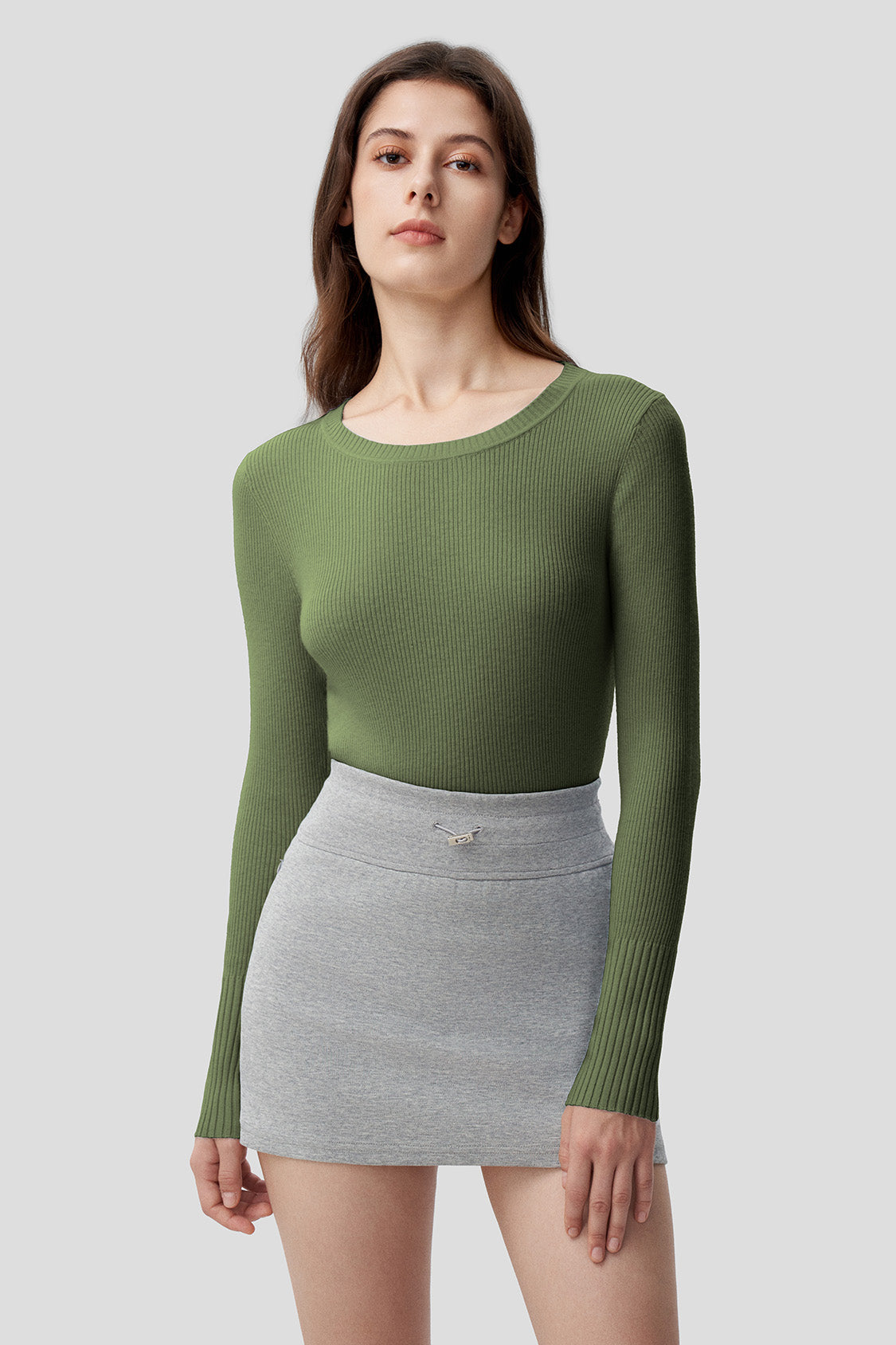 women's short-length tech wool long-sleeve sweater #color_forest green