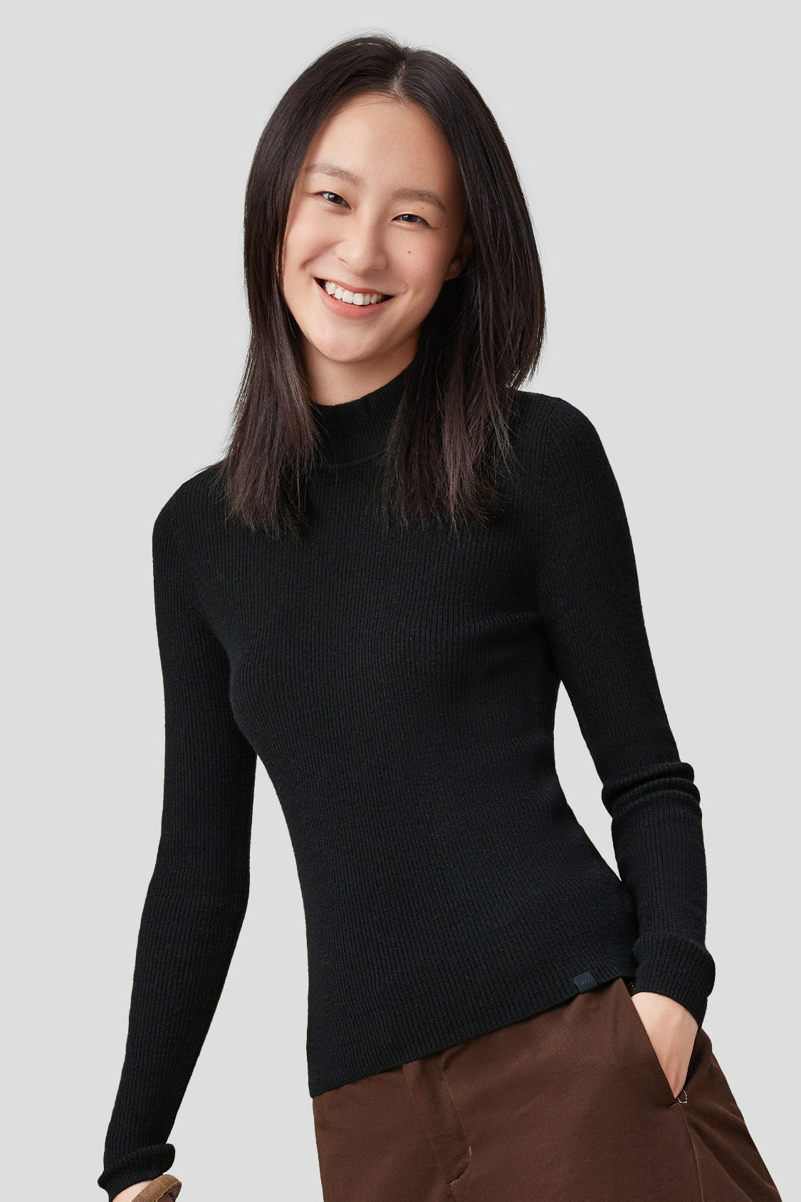 beneunder women's wool baselayer sweater #color_black