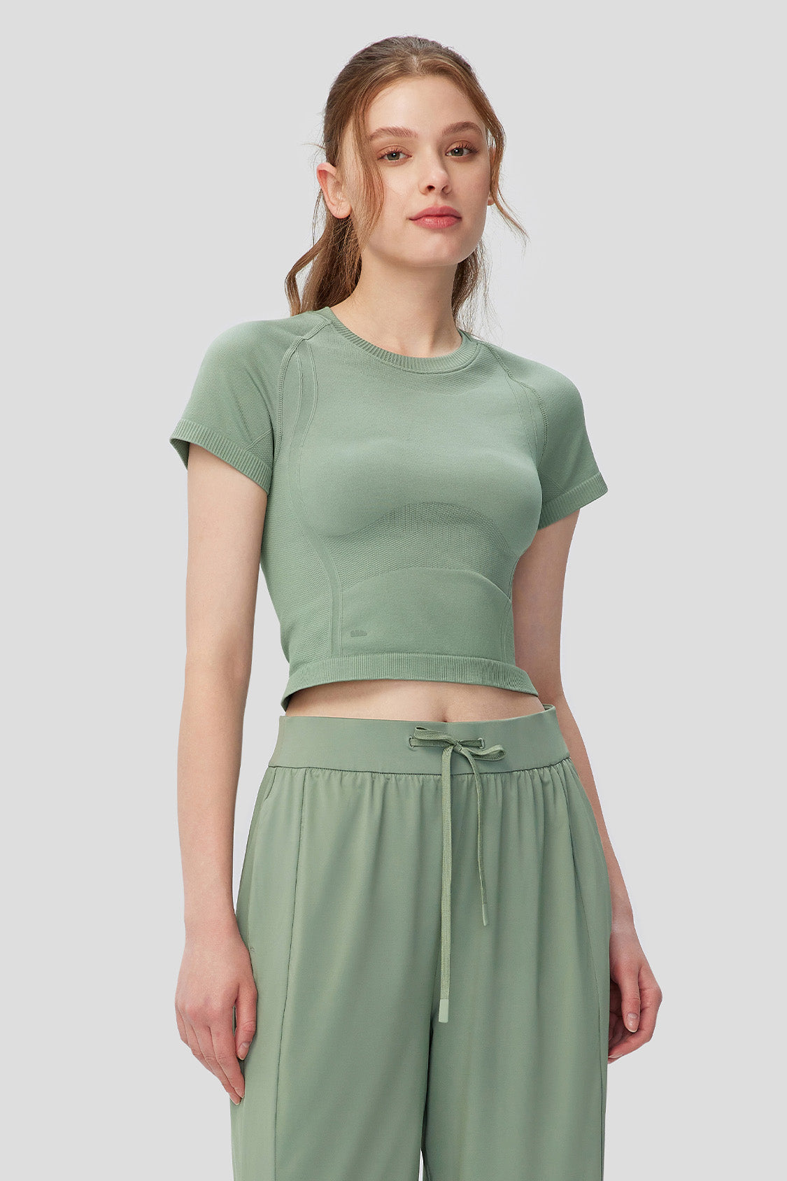 beneunder women's top t-shirts #color_woodland green